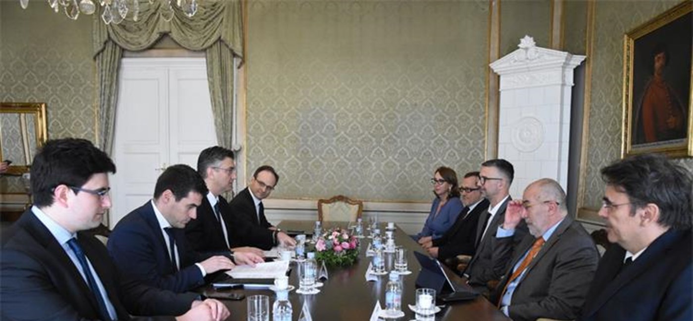 Predsjednik Vlade s predstavnicima Hrvatskog plivačkog saveza